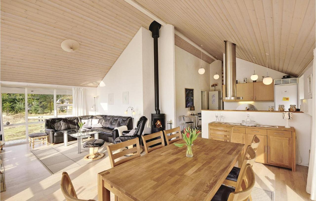 7 Bedroom Stunning Home In Herning Kølkær Buitenkant foto